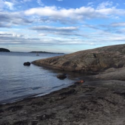 Nøtterøy Familiecamping Fjærholmen - Hiking trail by the ocean