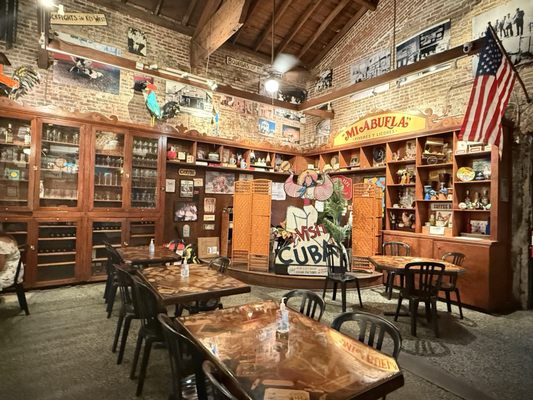 El Meson De Pepe's Restaurant & Bar by null