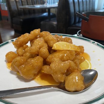 Hong Kong Garden Restaurant - Orange chicken. Very tender and crispy. - Chinese Near Me - Sonora, California