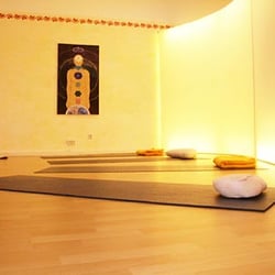 adhikara Yoga-Studio - Eine angenehme Atmosphäre erwartet Sie im adhikara Yoga-Studio.