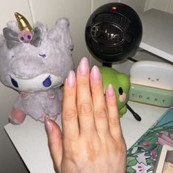 Elle Nails - Fresh set of gel extension nails