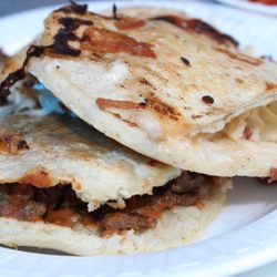 Gorditas El Sabor De Mi Pueblo - A tortilla stuffed with awesomeness!