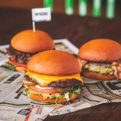 Wahlburgers