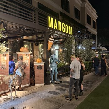 Mangoni - Pizza Near Me - Winter Garden, Florida