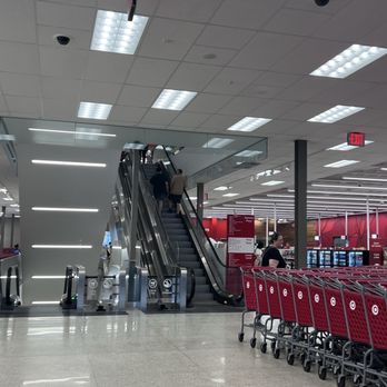 Target - Department Stores Near Me - New Hyde Park, New York