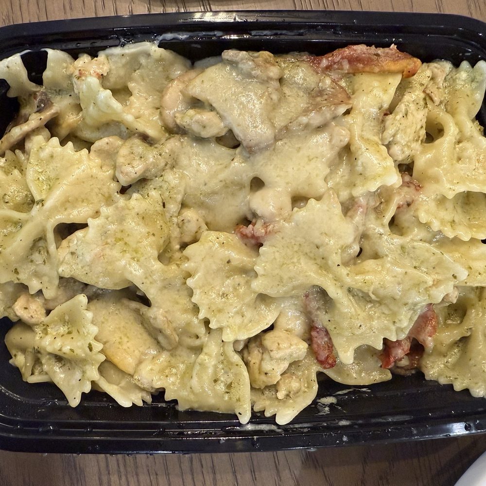 Sun-Sun Dried Chicken Farfalle Sun-Sun Dried Chicken Farfalle