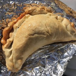 Rio de la Plata Empanadas and Bakery - Empanada de carne