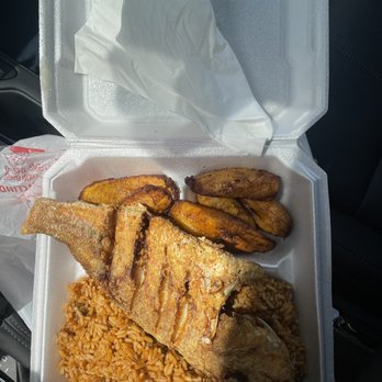 Conch Heaven - Red snapper and peas and rice and plantain - Caribbean Near Me - Doraville, Georgia