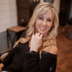 Color By Tisha - The Beauty Bar Salon - I could be your new Blonding Colorist ! Xo Tisha