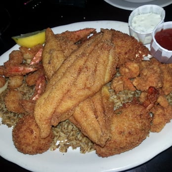 Pappadeaux Seafood Kitchen - Pappadeaux platter - Seafood Near Me - Phoenix, Arizona Pappadeaux Seafood Kitchen - Pappadeaux platter - Seafood Near Me - Phoenix, Arizona