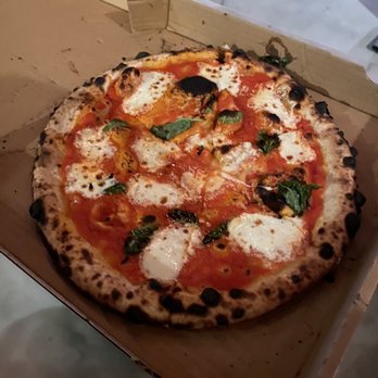 Roberta's - Margarita pizza - Pizza Near Me - Culver City, California