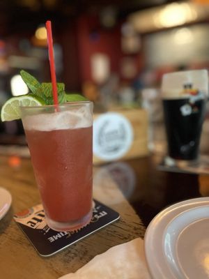 Lucky Enough Eat & Drink by null