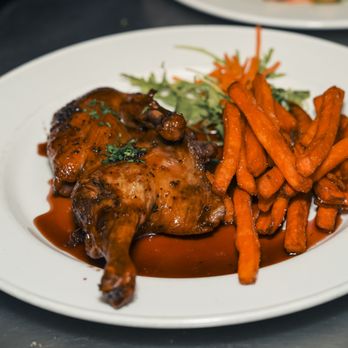 Vicky's Pizza Restaurant - Roast Duck - Italian Near Me - Kew East, VIC