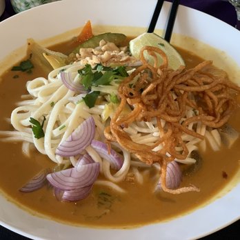 Thai Ginger Bistro - Khao Soi with Tofu and Veggies - Thai Near Me - Appleton, Wisconsin
