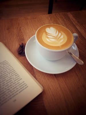 Hexagone Café by null