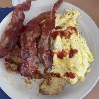 Jimmy's Eastside Diner - Eggcetera with 3 Bacon Strips - Diners Near Me - Miami, Florida Jimmy's Eastside Diner - Eggcetera with 3 Bacon Strips - Diners Near Me - Miami, Florida