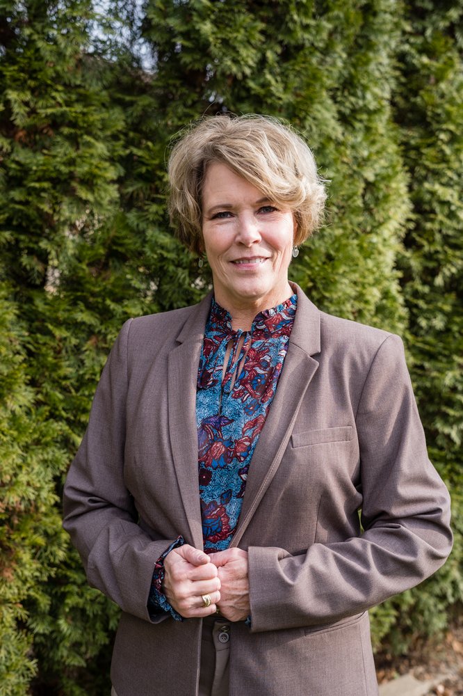 LORI BOWLING ROYCE & ASSOCIATES 10 Photos 8901 N Dixie Dr, Dayton, Ohio Real Estate