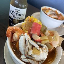 Dos Amigos Taqueria - 7 mares caldo