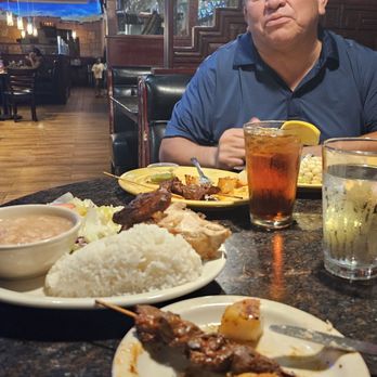 El Pollo Inka - Pollo Inka owner & manager - Latin American Near Me - Gardena, California
