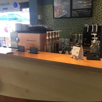 Starbucks - Coffee & Tea Near Me - Acapulco de Juárez, GRO Starbucks - Coffee & Tea Near Me - Acapulco de Juárez, GRO
