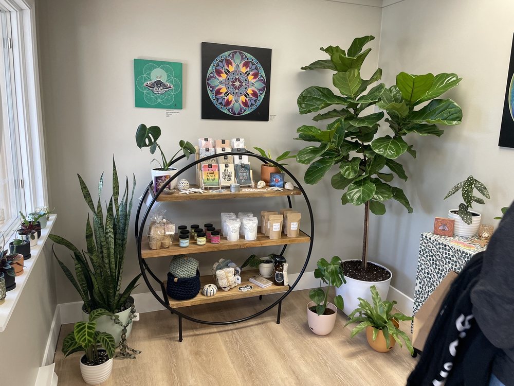 MOON LADY PLANTS Updated September 2024 169 Port Rd, Kennebunk