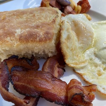 R Public House - Breakfast Plate - Beer Bar Near Me - Chicago, Illinois R Public House - Breakfast Plate - Beer Bar Near Me - Chicago, Illinois