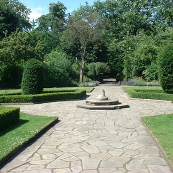 Old English Garden - Parks Near Me - London, XGL