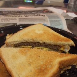 The Parkway Deli and Diner At the Radisson - Watch out for the room tax