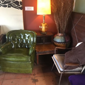 The Night Owl - Cute place to enjoy a cup of coffee - Coffee & Tea Near Me - Fullerton, California