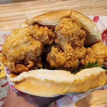 Raising Cane's Chicken Fingers - Chicken finger sandwich - Chicken Shop Near Me - Madison, Wisconsin Raising Cane's Chicken Fingers - Chicken finger sandwich - Chicken Shop Near Me - Madison, Wisconsin