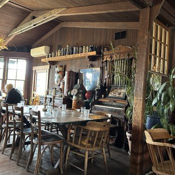 The Wandering Goose - Seating area - Breakfast & Brunch Near Me - Tokeland, Washington The Wandering Goose - Seating area - Breakfast & Brunch Near Me - Tokeland, Washington