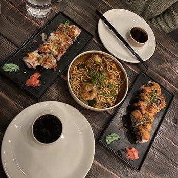 Modita - Entrees - Sushi Bars Near Me - Indianapolis, Indiana
