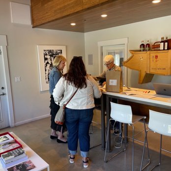 Giornata - Wine Tasting Room Near Me - Paso Robles, California