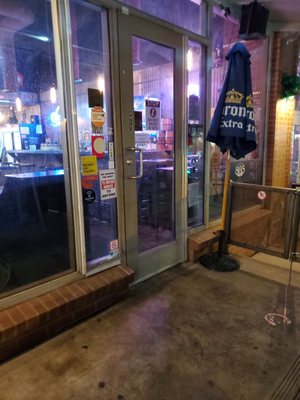 The Blind Pig by null