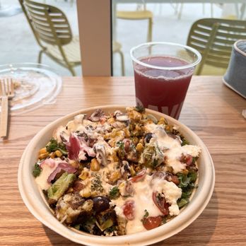 CAVA - Mediterranean Near Me - Sarasota, Florida