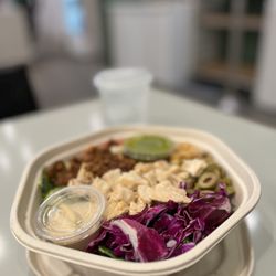 sweetgreen - Healthy Salads, Wraps, and Bowls - Hummus crunch