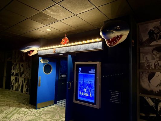 Hollywood Palms Cinema by null