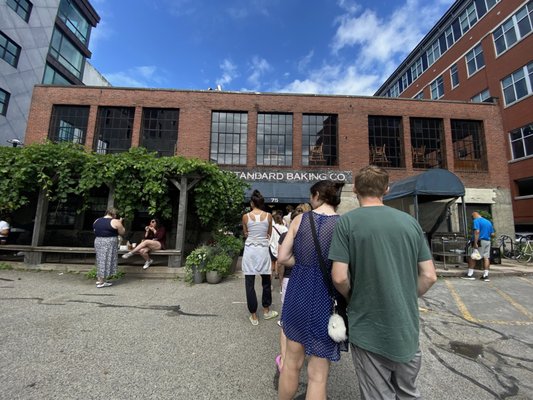 Standard Baking Co by null