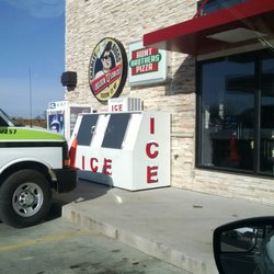 Fastbreak Marathon - Charley Biggs's Chicken n' Sauce, and Hunt Brothers Pizza.