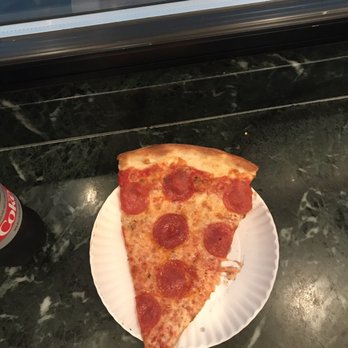 Joe's Pizza - PIZZA - Pizza Near Me - Brooklyn, New York