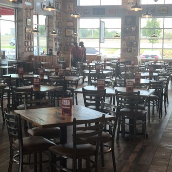 Portillo's Allen - Burgers Near Me - Allen, Texas
