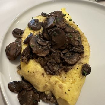 7 Leaves Cafe - Truffle mushroom omelette - Coffee & Tea Near Me - Fountain Valley, California