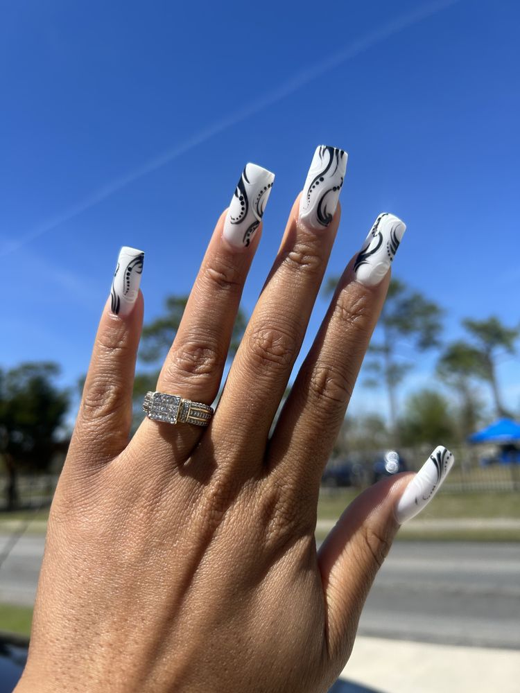 Celestial Nails Spa Logo