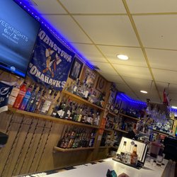 Scott's by Dam - Bar side.