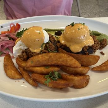 Day Maker Half Day Cafe - Breakfast & Brunch Near Me - Austin, Texas