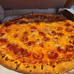Brick Oven Pizzeria - Large pizza