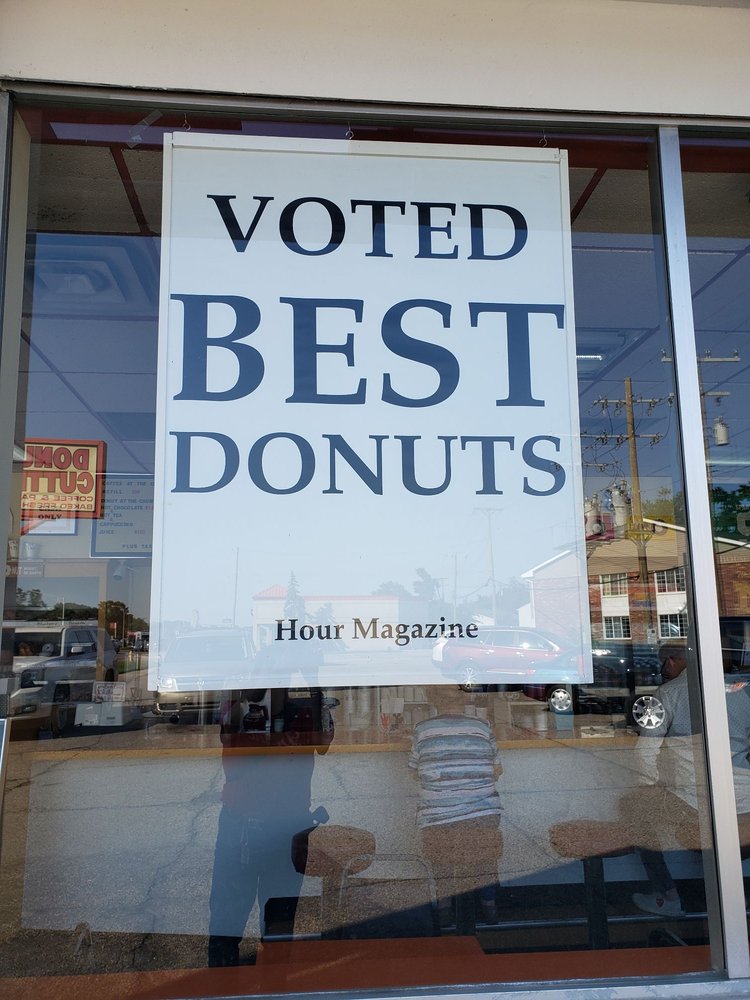 Sign on window. WE Will see. Mostly cake donuts so good sign. Yelp