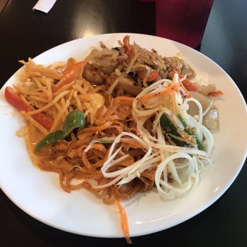 Lemon Grass Thai Kitchen - First dish :). Pad Thai and Papaya salad. - Thai Near Me - Tampa, Florida Lemon Grass Thai Kitchen - First dish :). Pad Thai and Papaya salad. - Thai Near Me - Tampa, Florida