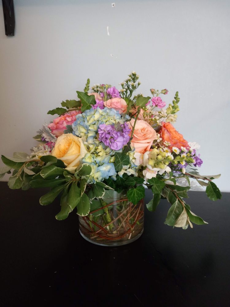 FLOWERS & GREENHOUSES Updated September 2024 11 Reviews