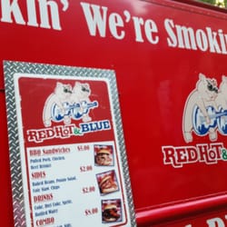 Downtown Food Truck Rodeo - Pulled pork sandwich for $5..let's try it